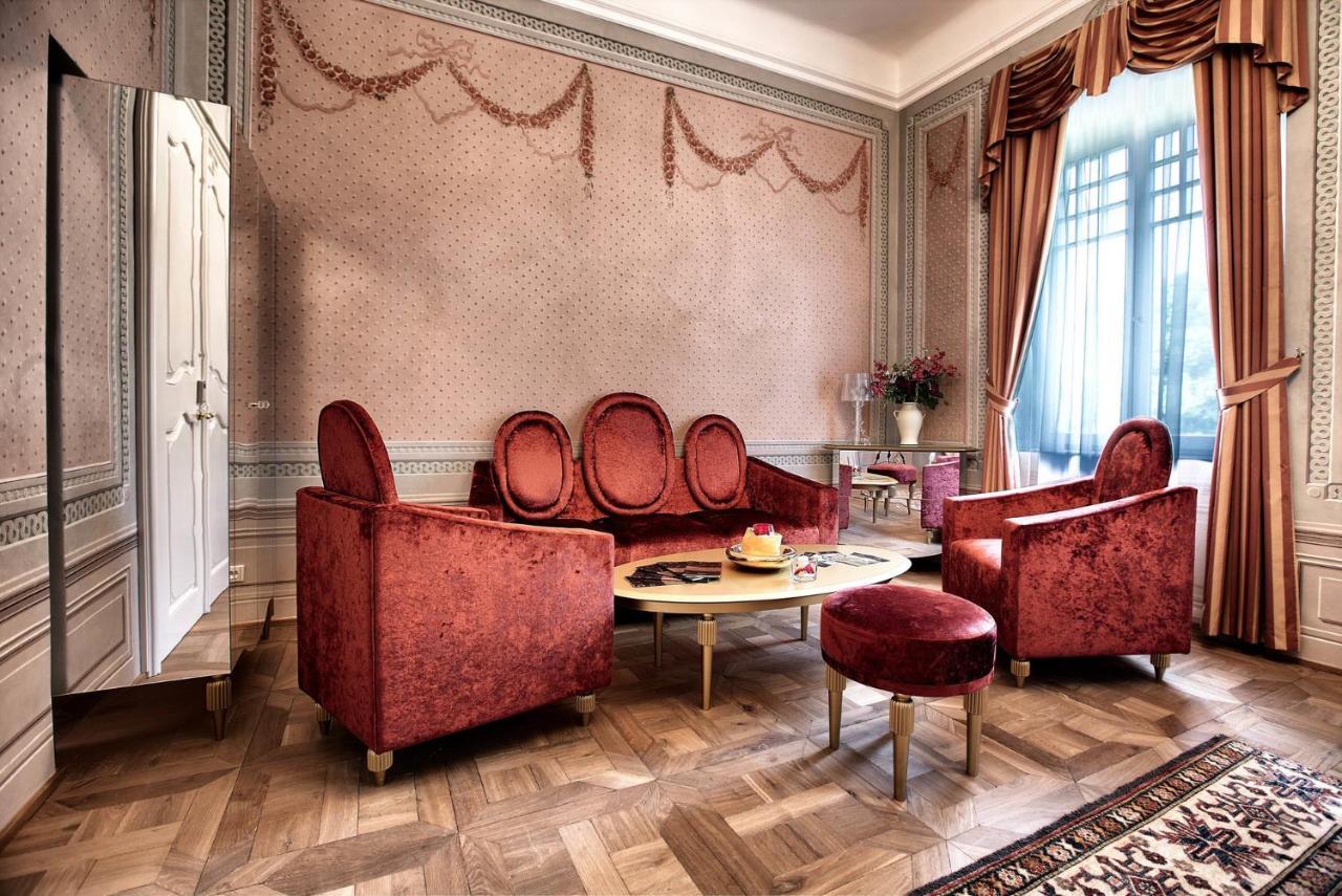 Art Hotel Kastiel Tomasov Exterior photo